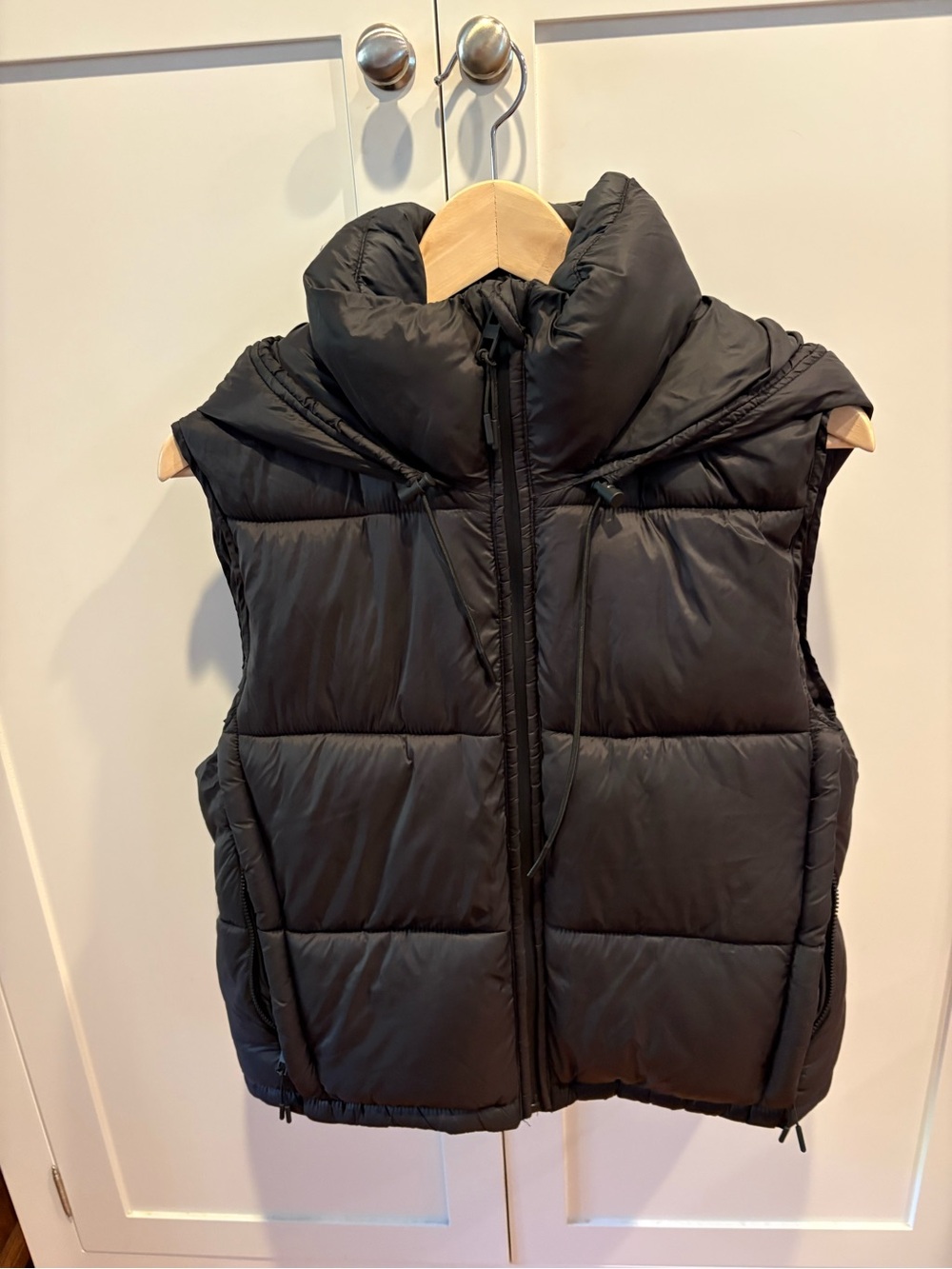 Zara Black Quilted Puffer Vest with Hood